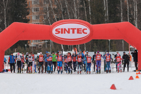 В Обнинске прошла лыжная гонка на призы SINTEC Group