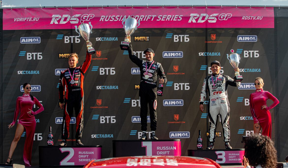 Третий этап RDS GP: победа Идиятулина, первый подиум Шнайдера и сибирское дерби в борьбе за бронзу (dvizhok.su)