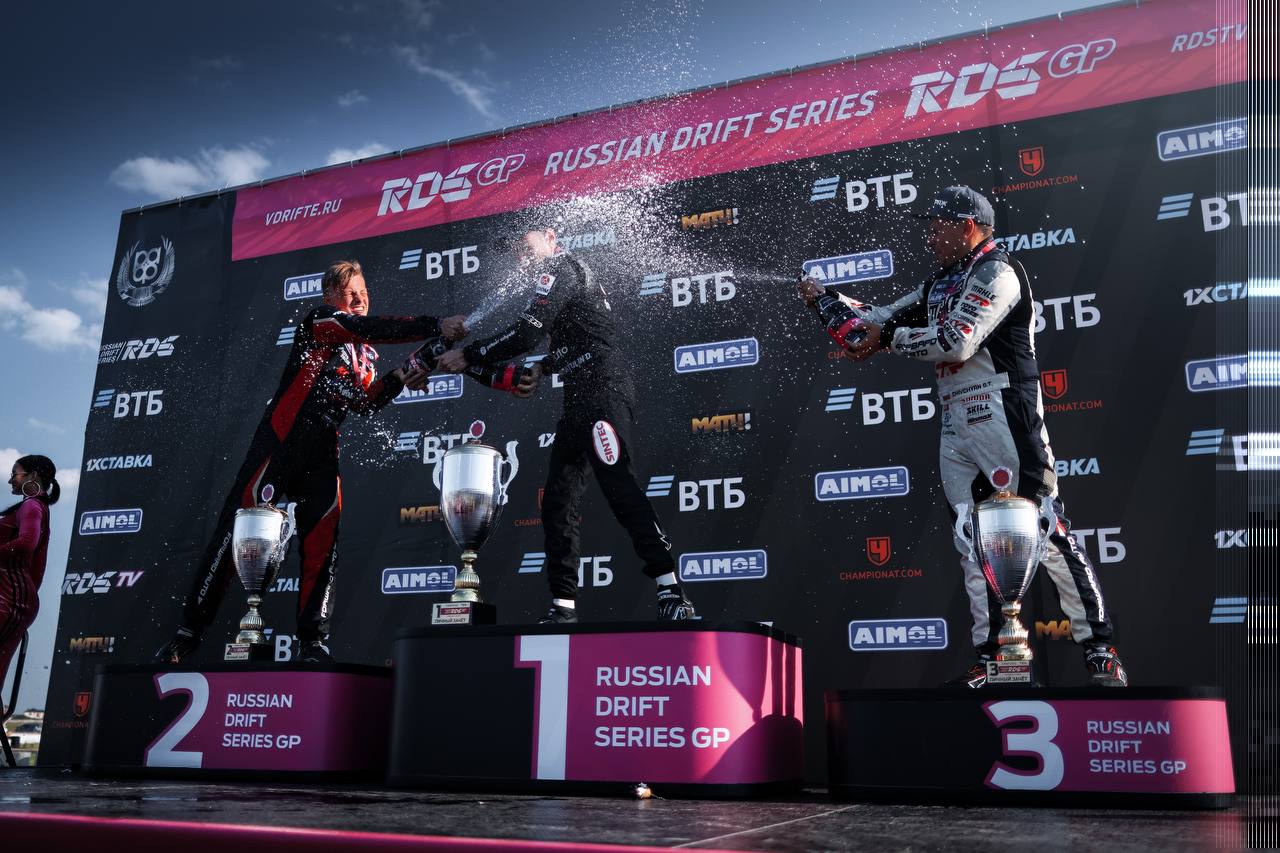 Дамир Идиятулин одержал вторую победу на этапе RDS GP-2022 (vdrifte.ru)